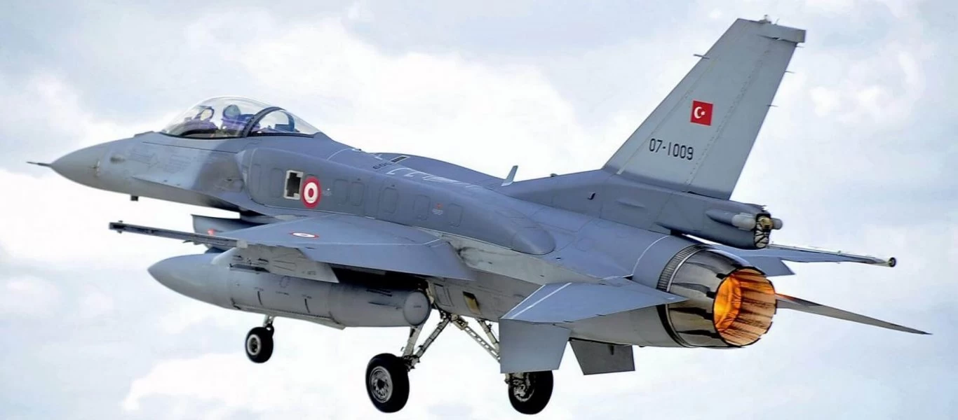 Αρμενία: «Δύο τουρκικά F-16 έριξαν πυραύλους στο Μαρτουνί και στο Χαντρούτ»
